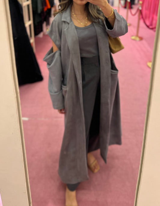 Off-shoulder grey trench coat